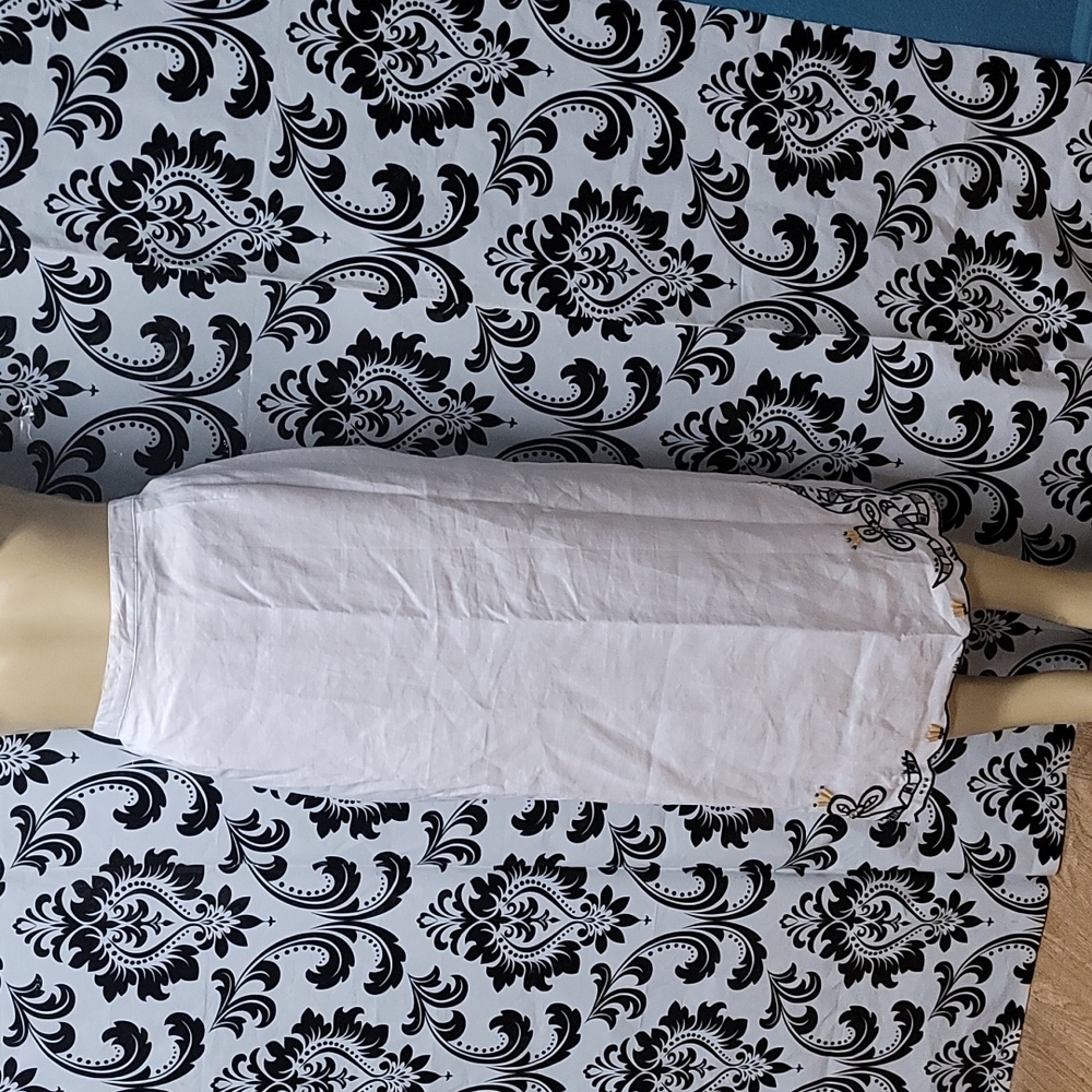Size xlarge skirt from Dress-U
